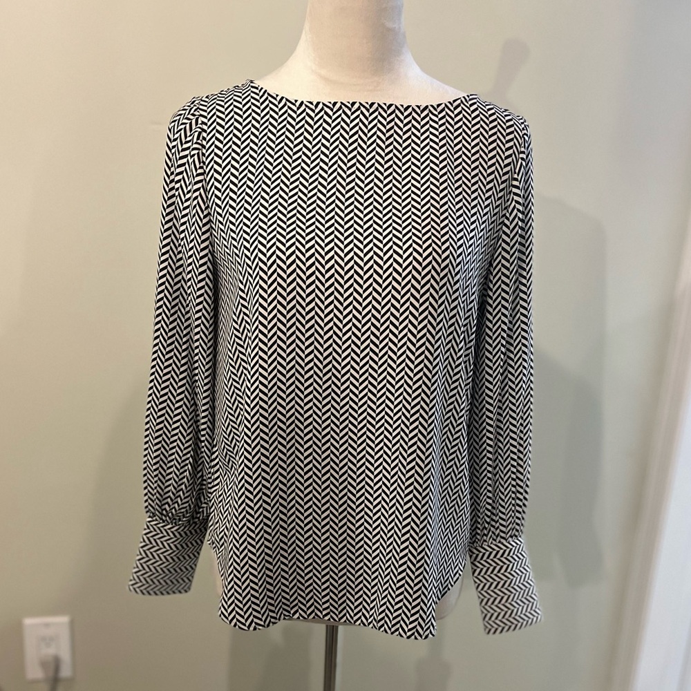 Ann Taylor Black and Cream Chevron Patterned Blouse